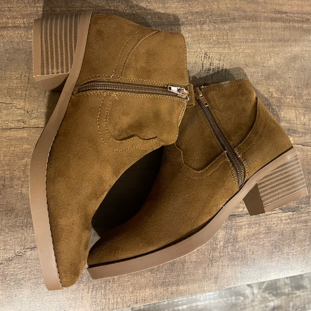 Soda ankle booties